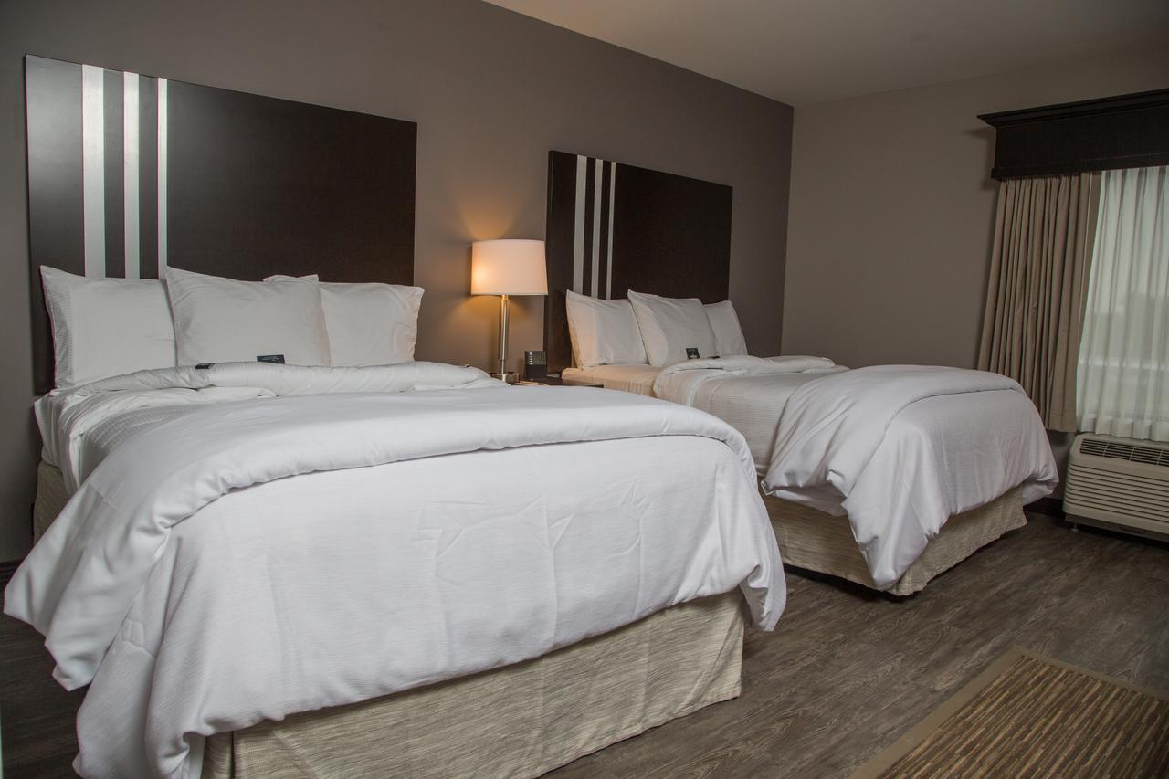 Hotel At Downs 3*